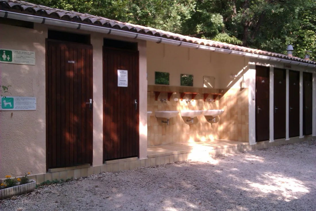 notre-dame-castellane-nk4zj