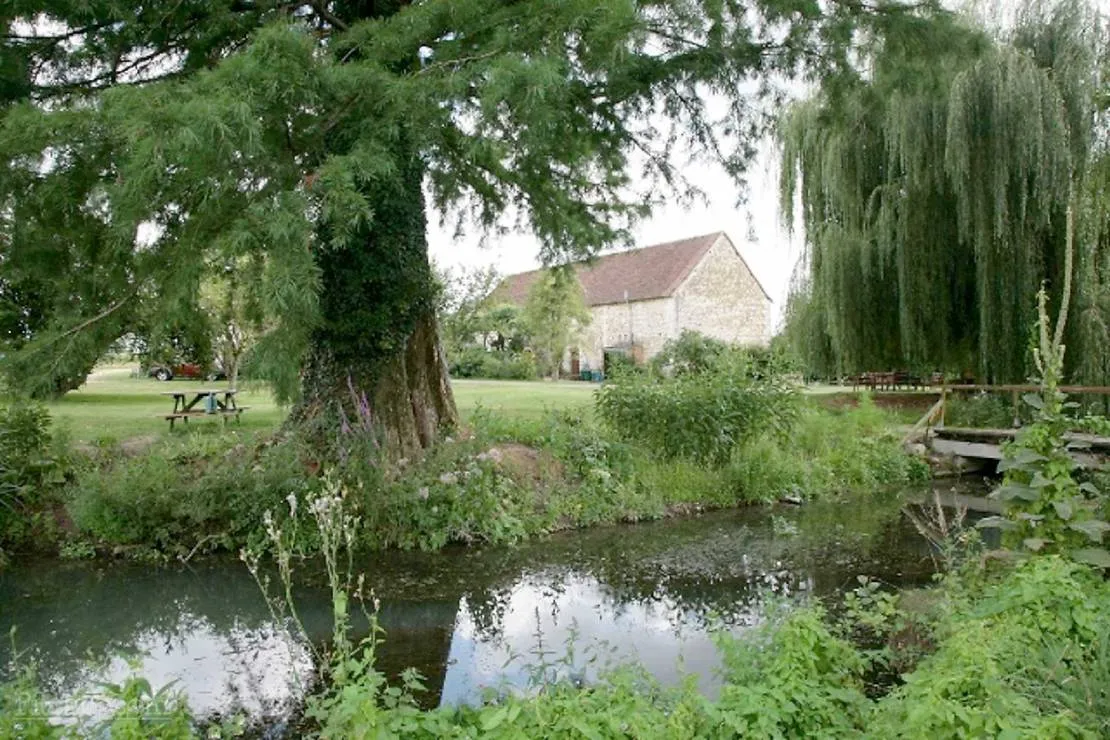 camping-de-la-touche-ligueil-nosr7