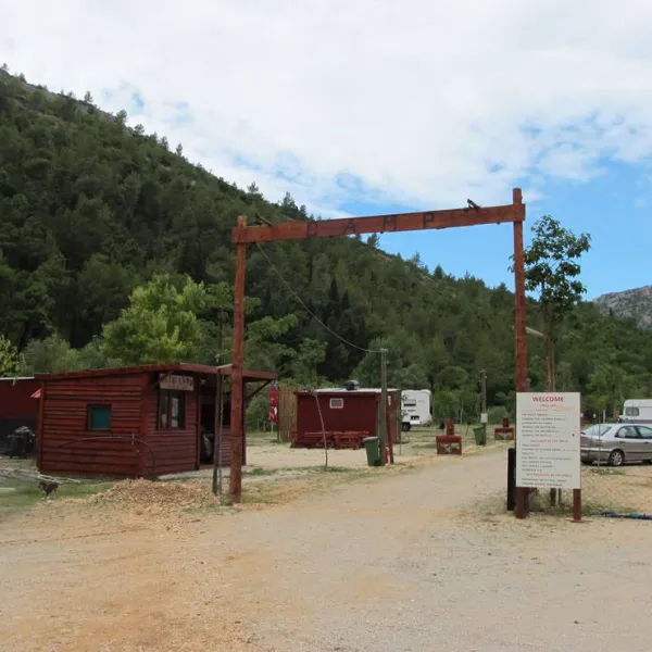 auto-camp-heaven-in-nature-stolac-989wx