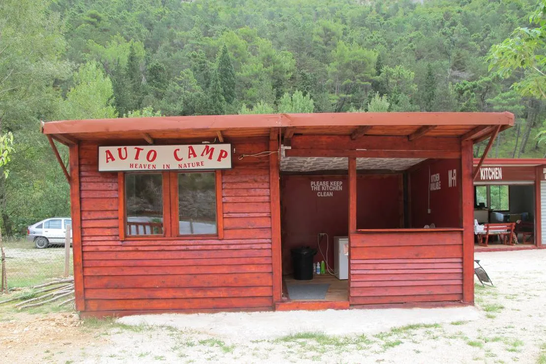 auto-camp-heaven-in-nature-stolac-mr4hf