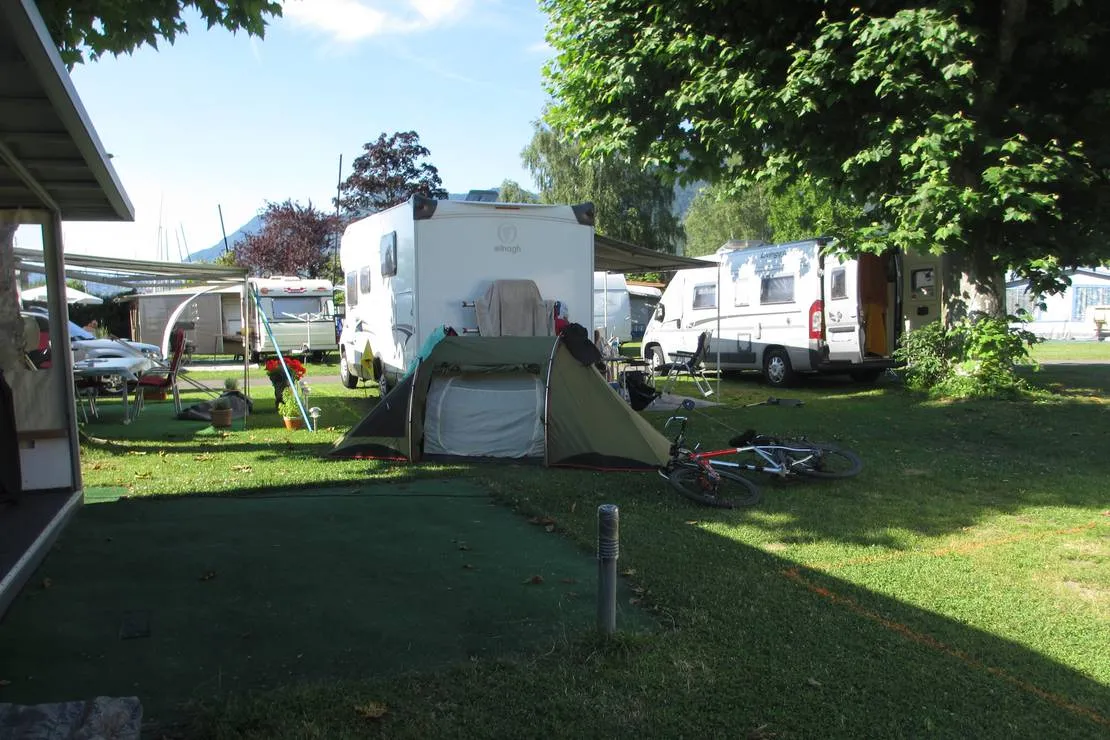 camping-les-horizons-bleus-montreux-region-k9zp5