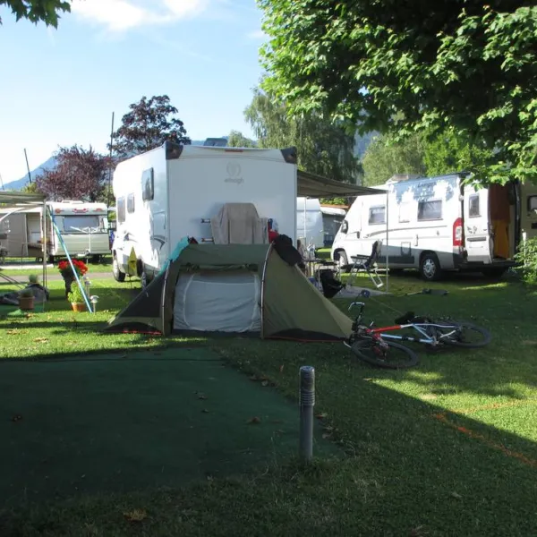 camping-les-horizons-bleus-montreux-region-k9zp5