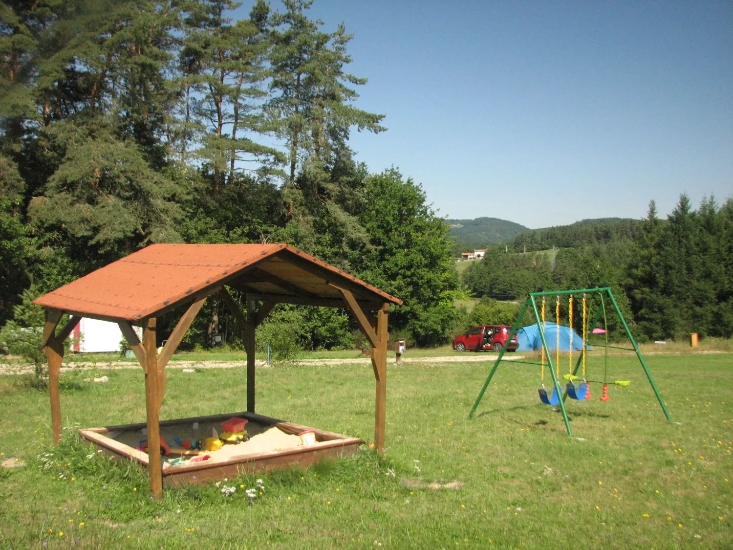 camping-la-vallee-verte-ambert-6fftg