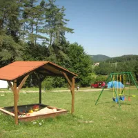 camping-la-vallee-verte-ambert-6fftg