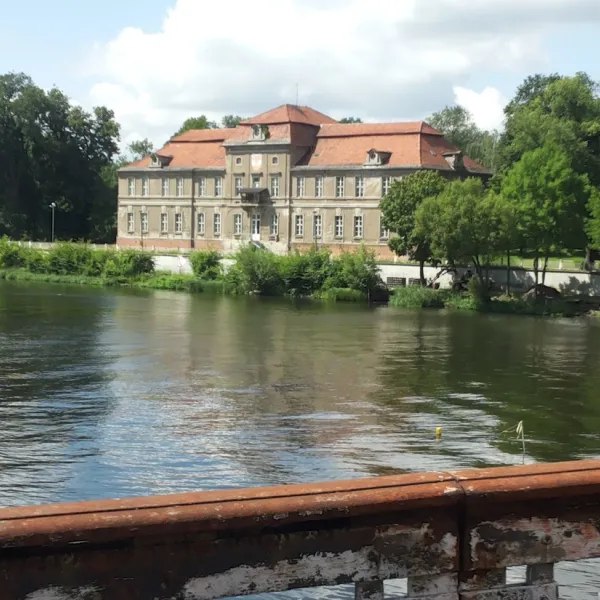am-plauer-see-brandenburg-rs9yu