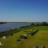 boerencamping-biesboschhoeve-biesbosch-vischplaat-goxc7