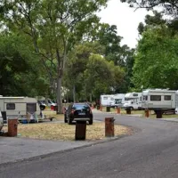 lisboa-camping--bungalows-monsanto-ddux5