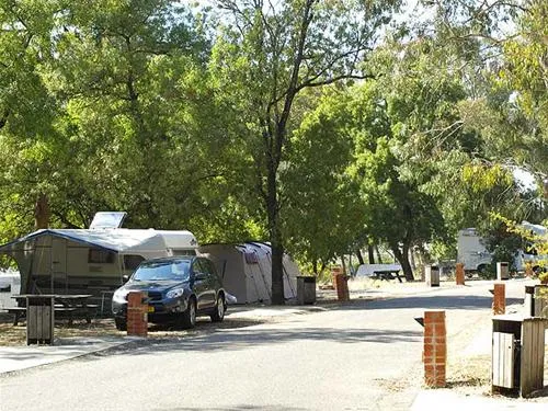 lisboa-camping--bungalows-monsanto-y2wl9