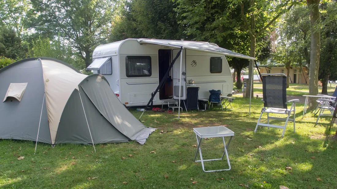 camping-les-bruyeres-la-clayette-iiezs