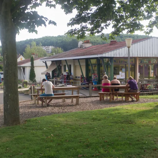 camping-les-bruyeres-la-clayette-kr08u