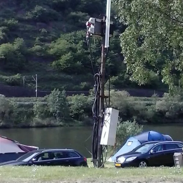 knaus-campingpark-moselburgen-burgenmosel-o2efi