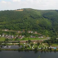 knaus-campingpark-moselburgen-burgenmosel-sqcvf