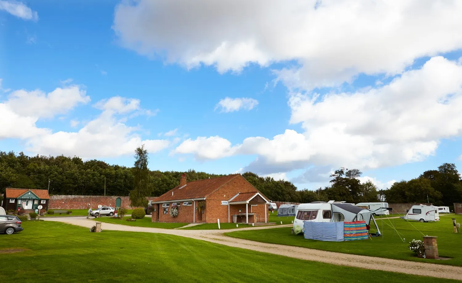 thorpe-hall-caravan-and-camping-site-driffield-kzdpx