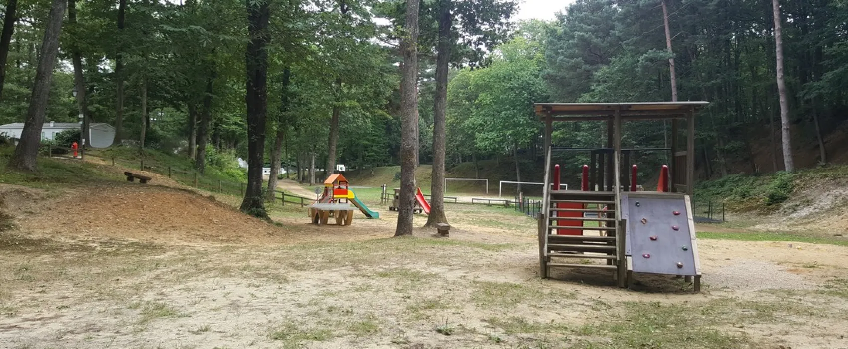 Le Parc Des Roches