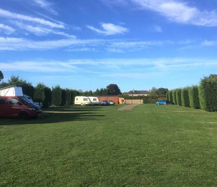 st-leonards-farm-caravan-and-camping-park-ferndown-vdug8