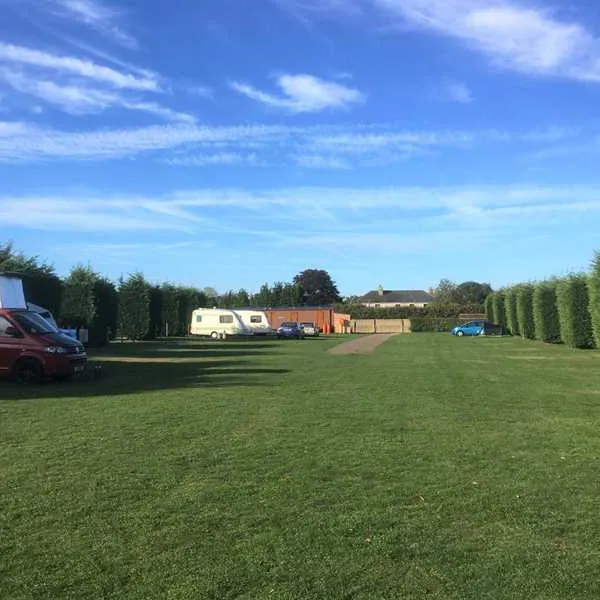 st-leonards-farm-caravan-and-camping-park-ferndown-vdug8
