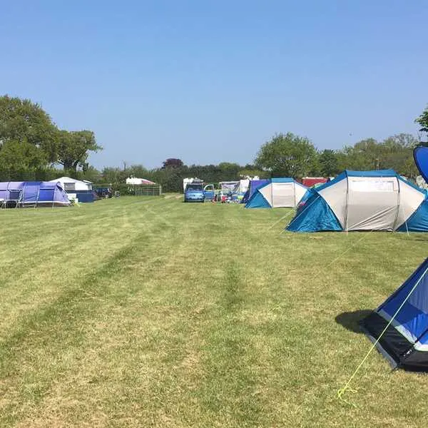 st-leonards-farm-caravan-and-camping-park-ferndown-wzcnd