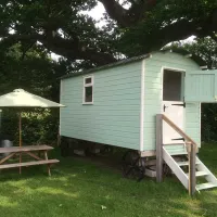 st-leonards-farm-caravan-and-camping-park-ferndown-yijef