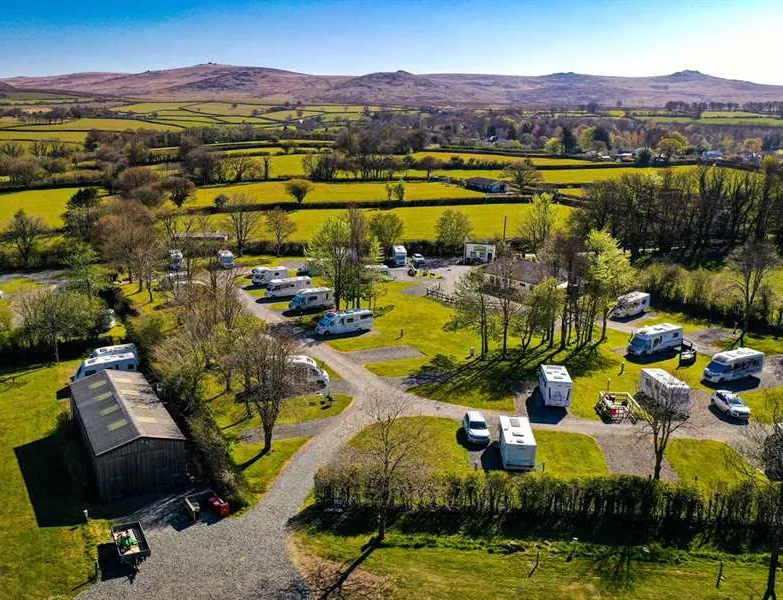 camping-caravanning-club-site-lydford-okehampton-ebcoh