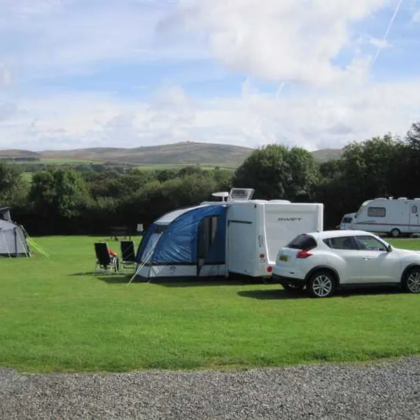 camping-caravanning-club-site-lydford-okehampton-ouzgj