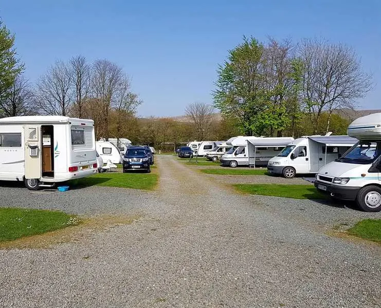 camping-caravanning-club-site-lydford-okehampton-pamem