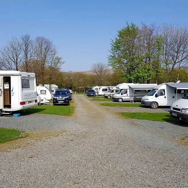 camping-caravanning-club-site-lydford-okehampton-pamem