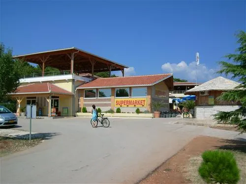 camping-bi-village-faana-dkeur
