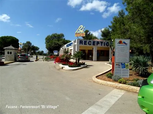 camping-bi-village-faana-xv6xw