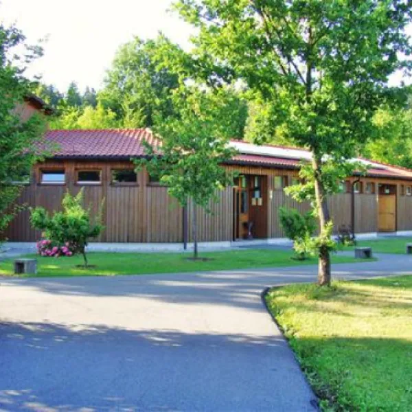 ferienpark-perlsee-camping-waldmnchen-dpzwa
