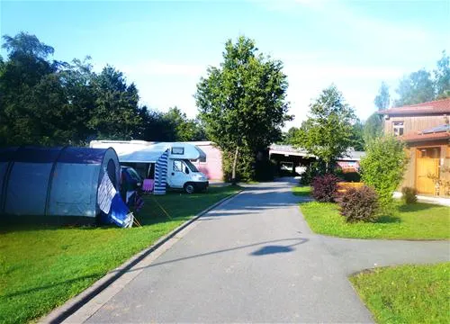 ferienpark-perlsee-camping-waldmnchen-nyrjw