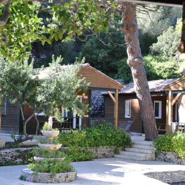 camping-a-la-ferme-la-pomposa-bonifacio-byl7y