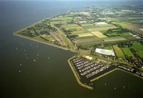 vakantiedorp-het-grootslag-andijk-r0sl4
