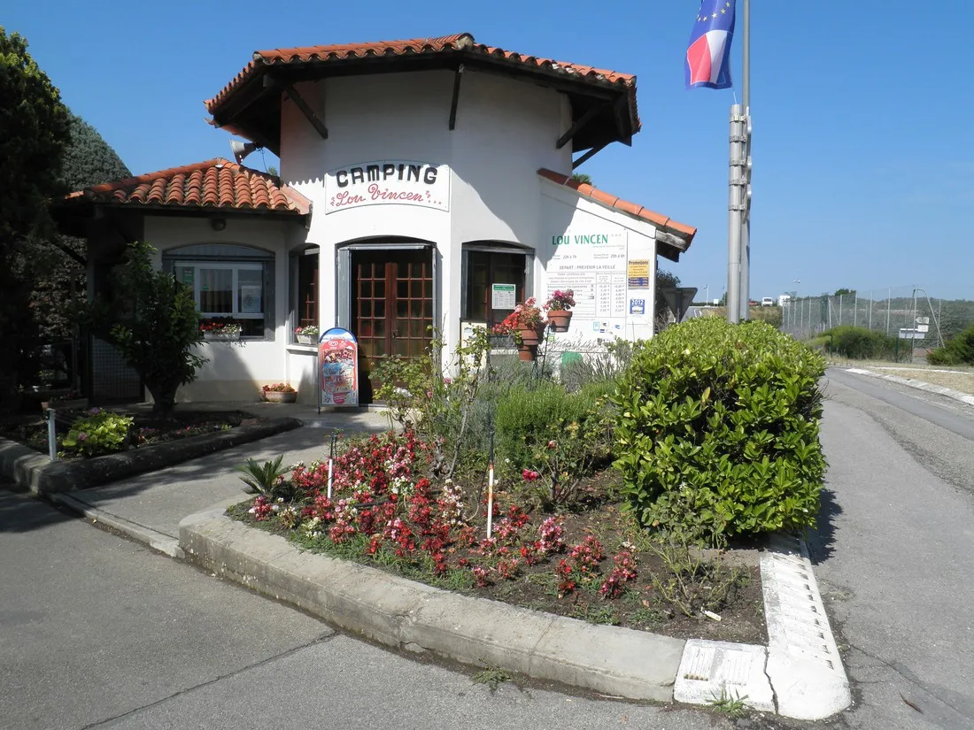 camping-lou-vincen-vallabrgues-utagc