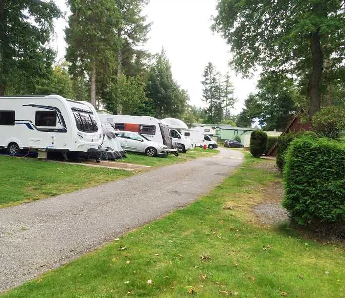 aboyne-loch-caravan-park-aboyne-niukh