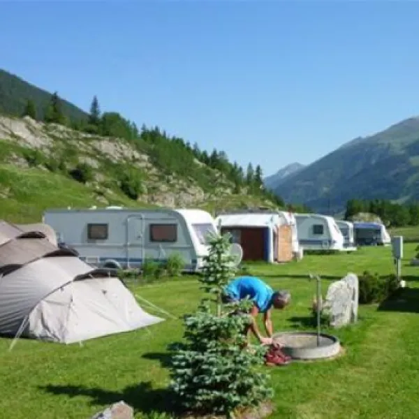 camping-grand-stbernard-bourgstpierre-olegg