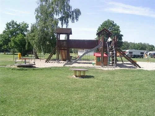 erholungszentrum-neuental-neuentalneuenhain-tyf5b