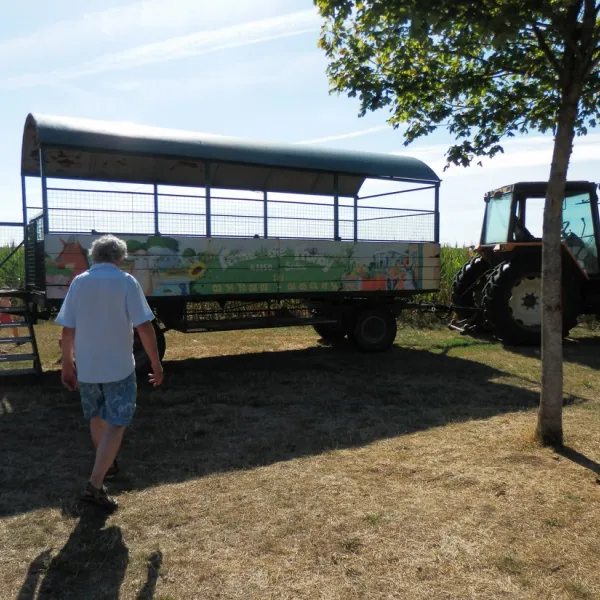 camping-de-la-ferme-de-prunay-seillac-m7rdc