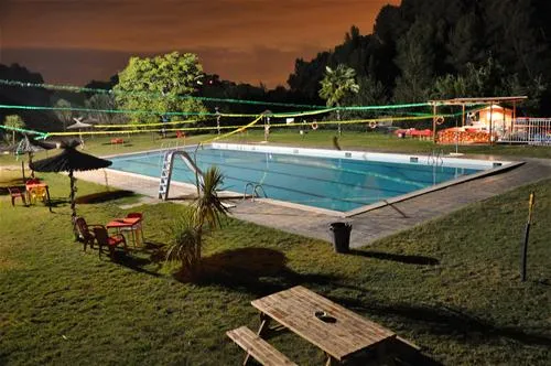 camping-el-pasqualet-caldes-de-montbui-igjpr
