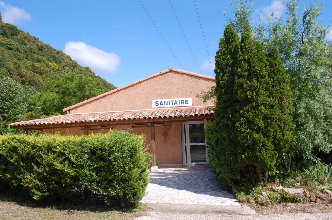 camping-les-vals-lodeve-tnq1r