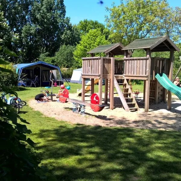 minicamping-t-vressels-bos-nijnsel-vpu12