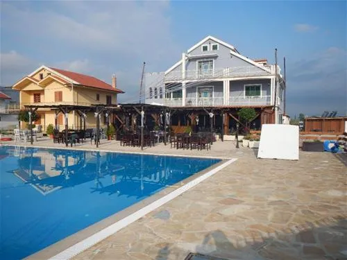 camping-albania-bushat-barbullush-lpq87