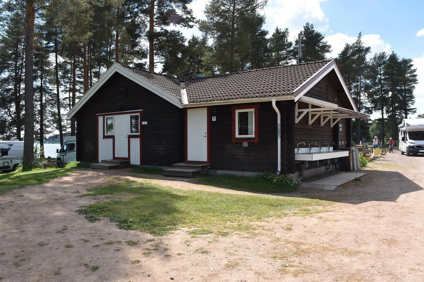 vmbadets-camping-vmhus-frwol