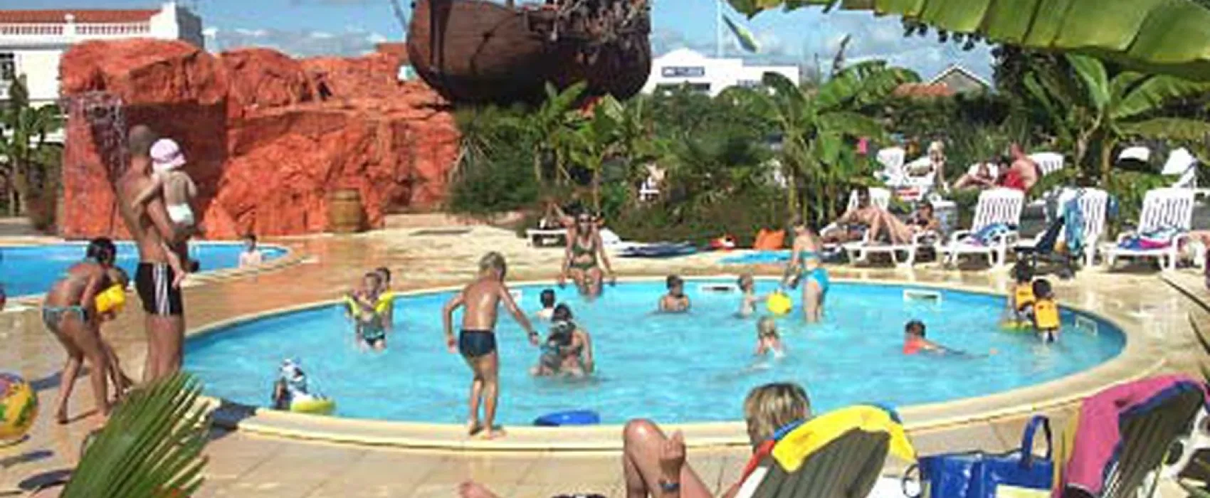 Camping Le Village Corsaire des 2 Plages  