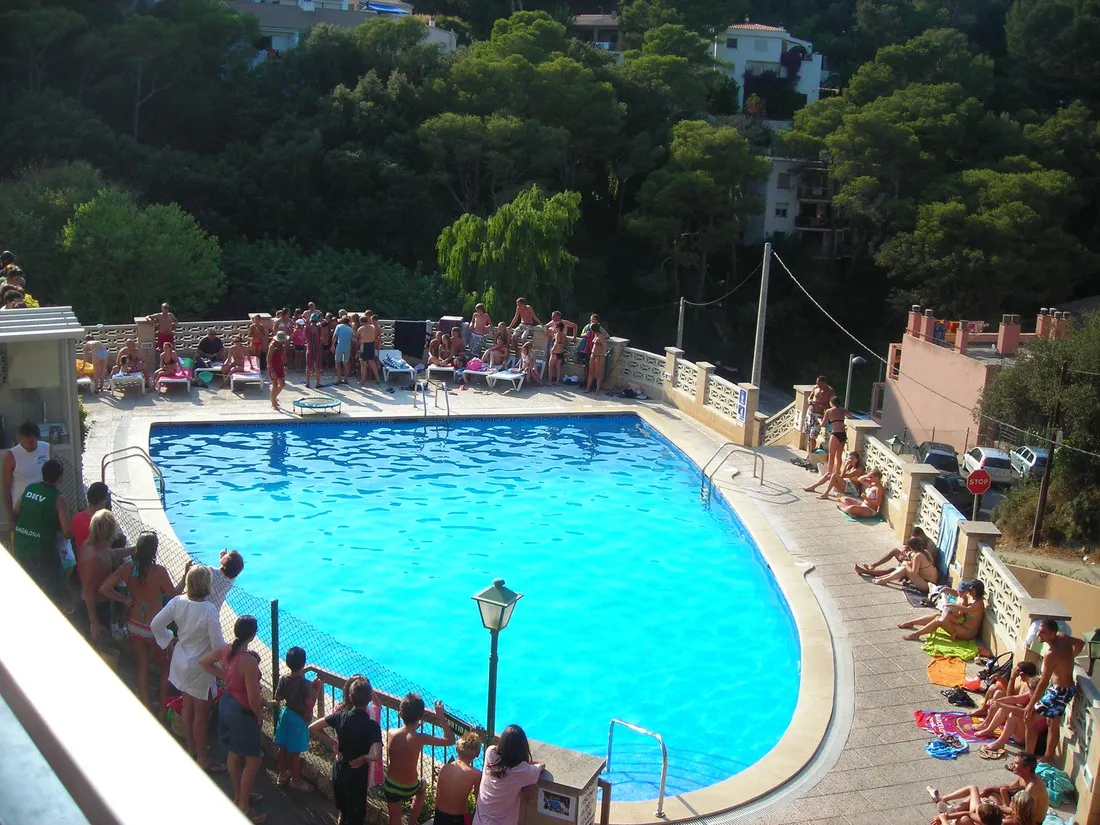 camping-el-maset-begur-kgf5u