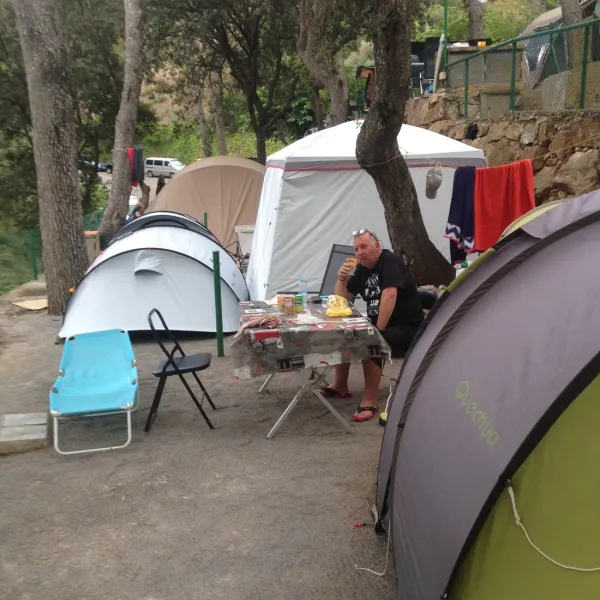 camping-el-maset-begur-tzdrp