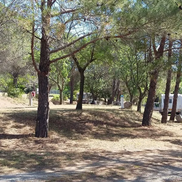 camping-les-terrasses-st-chinian-hpbzy