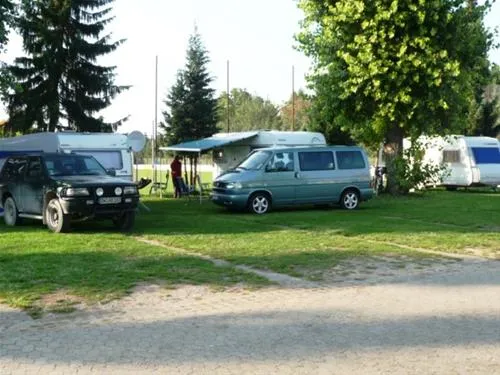 camping-estenfeld-wrzburgestenfeld-8hp3e