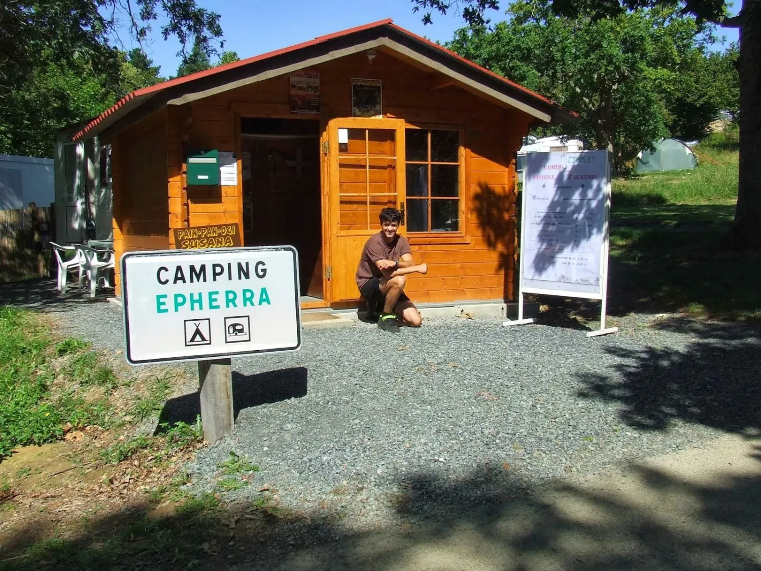 camping-aire-naturelle-ephera-souraide-8qmys
