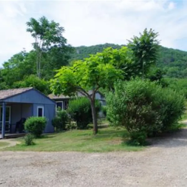 camping-le-tiradou-saint-vincent-de-cosse-sflqc