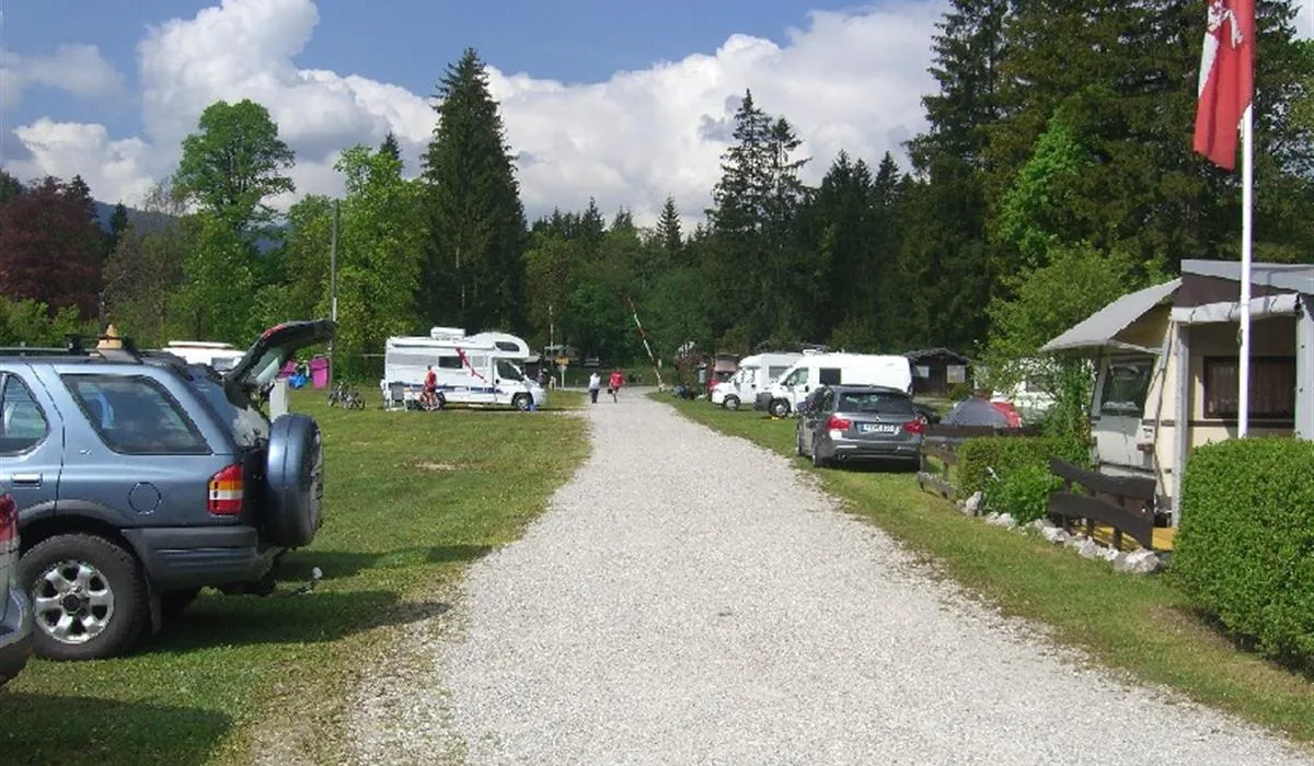 camping-resort-zugspitze-grainau-fnnmx